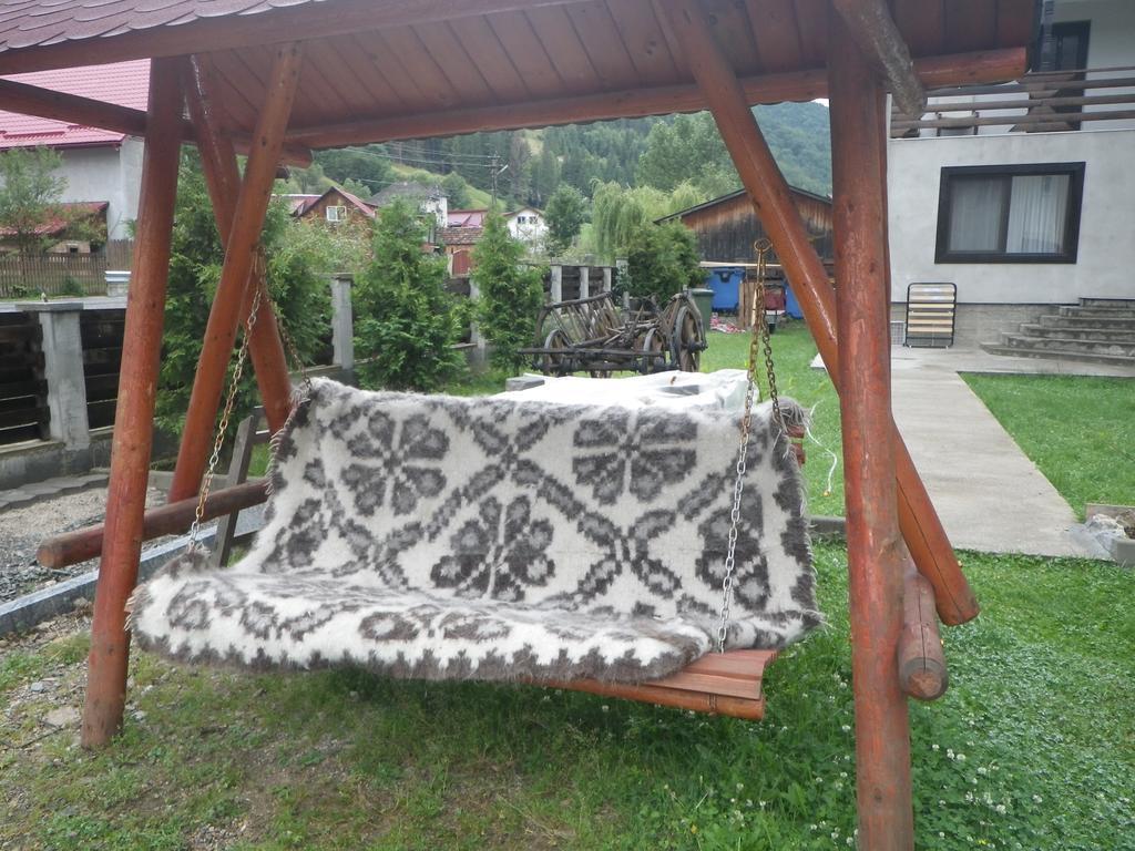 Pensiunea La Rachitele Exterior foto